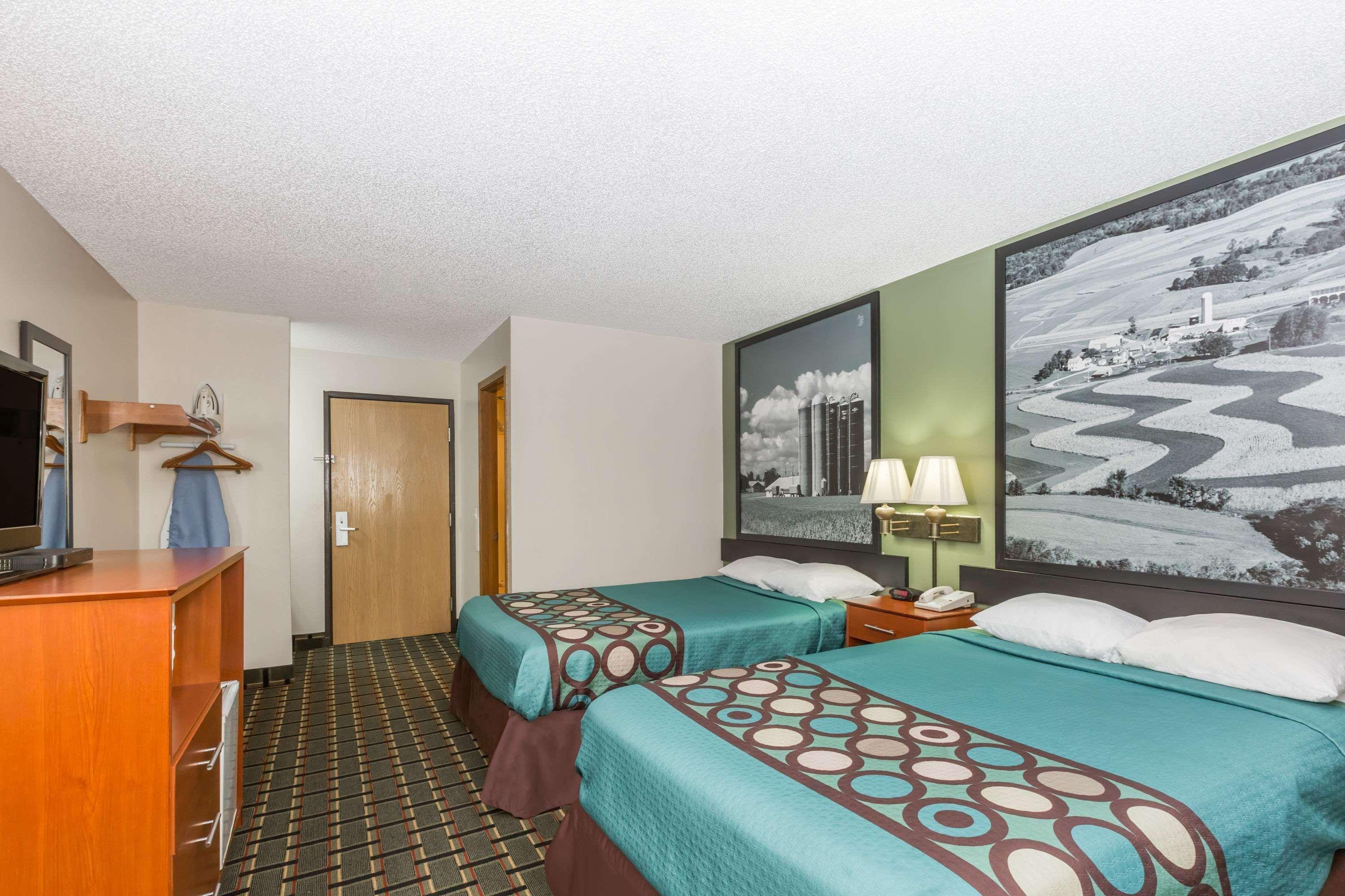 Super 8 By Wyndham Osceola Ia Motel Exterior photo